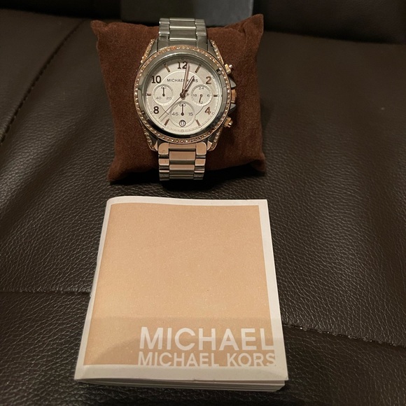 Michael Kors Women’s Watch main image 5